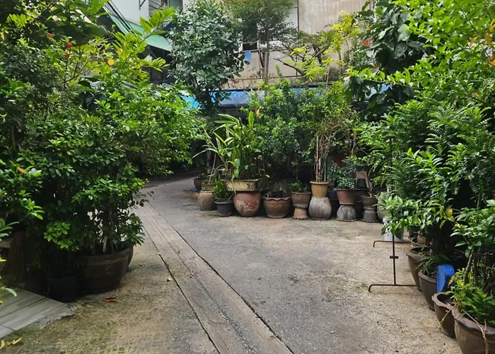Real Private 3br 3 Min To Bts Ratchathewi Homestay